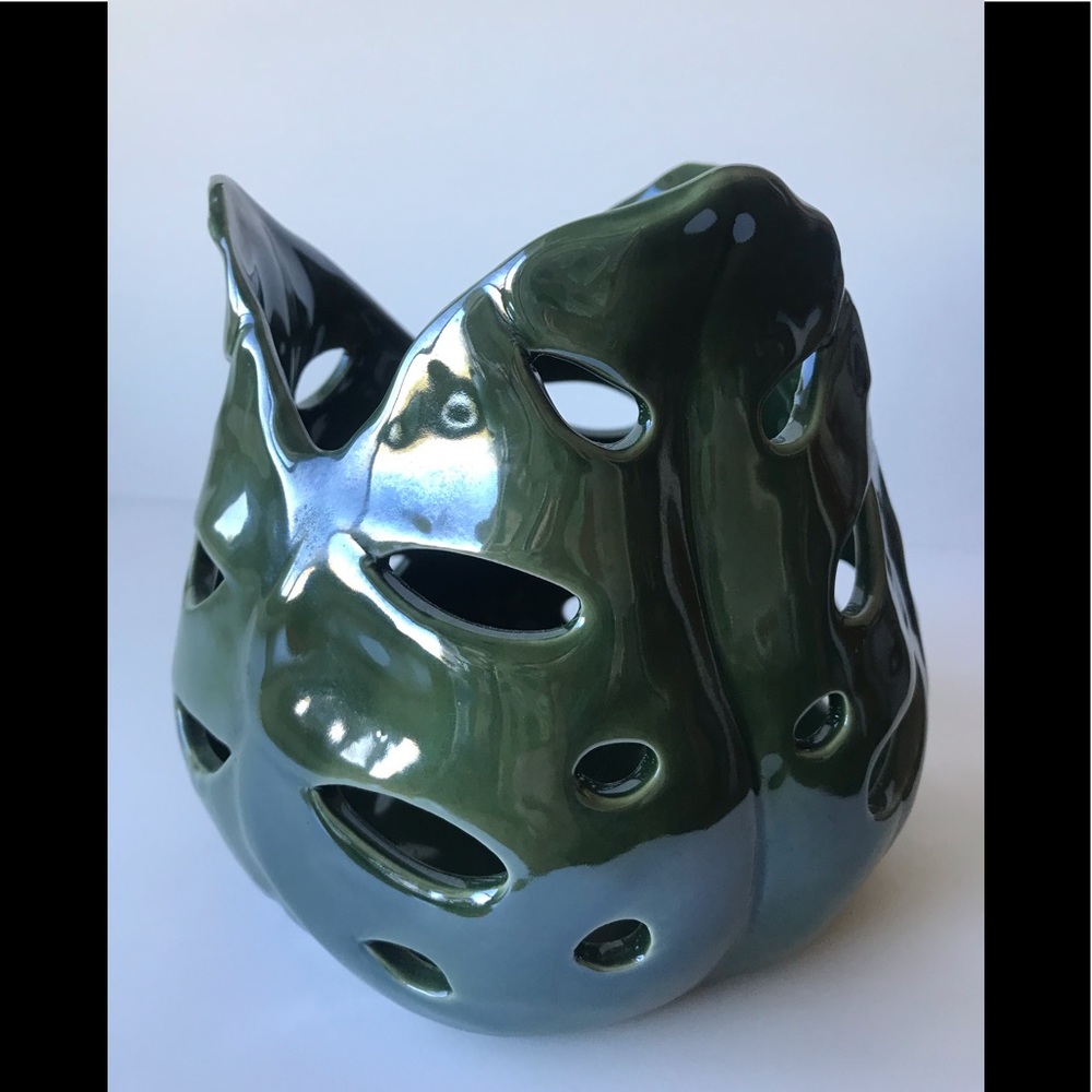 NWT PIER ONE Monstera Leaf Tea Light Holder